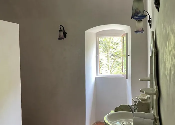 Domaine Du Couvent De Saint Julien Bonifacio (Corsica)