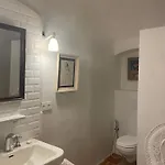 Bed & Breakfast Domaine Du Couvent De Saint Julien 3*