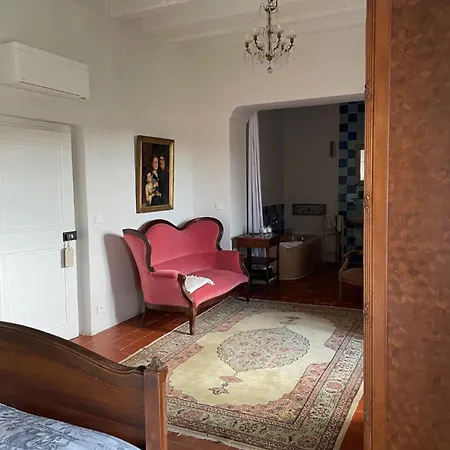 Oda ve Kahvaltı Domaine Du Couvent De Saint Julien