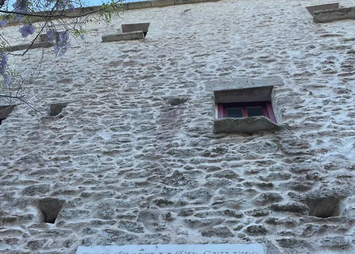 Domaine Du Couvent De Saint Julien Oda ve Kahvaltı Bonifacio (Corsica)