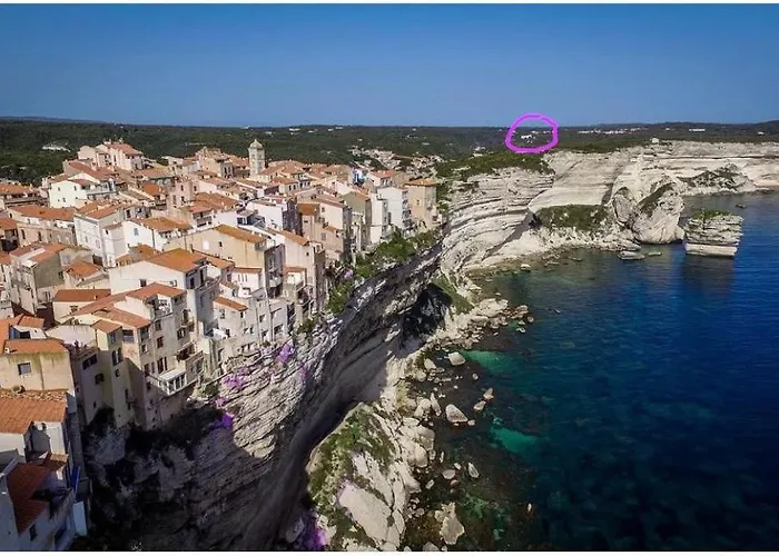 Domaine Du Couvent De Saint Julien Bonifacio (Corsica)