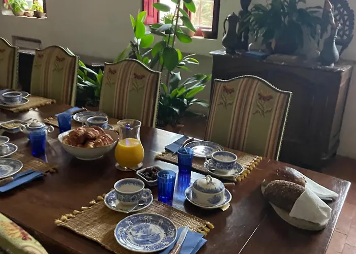 Domaine Du Couvent De Saint Julien Bed & Breakfast